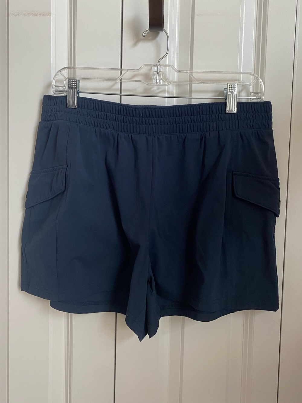 Avalanche Navy Elastic-Waist Cargo Athletic Shorts